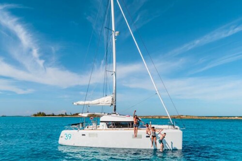 LAGOON 39 (2017)