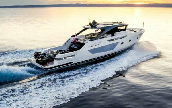 KIMANI Catamarano di lusso