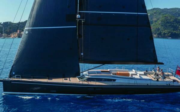 MINDFULNESS Luxury sailing yacht