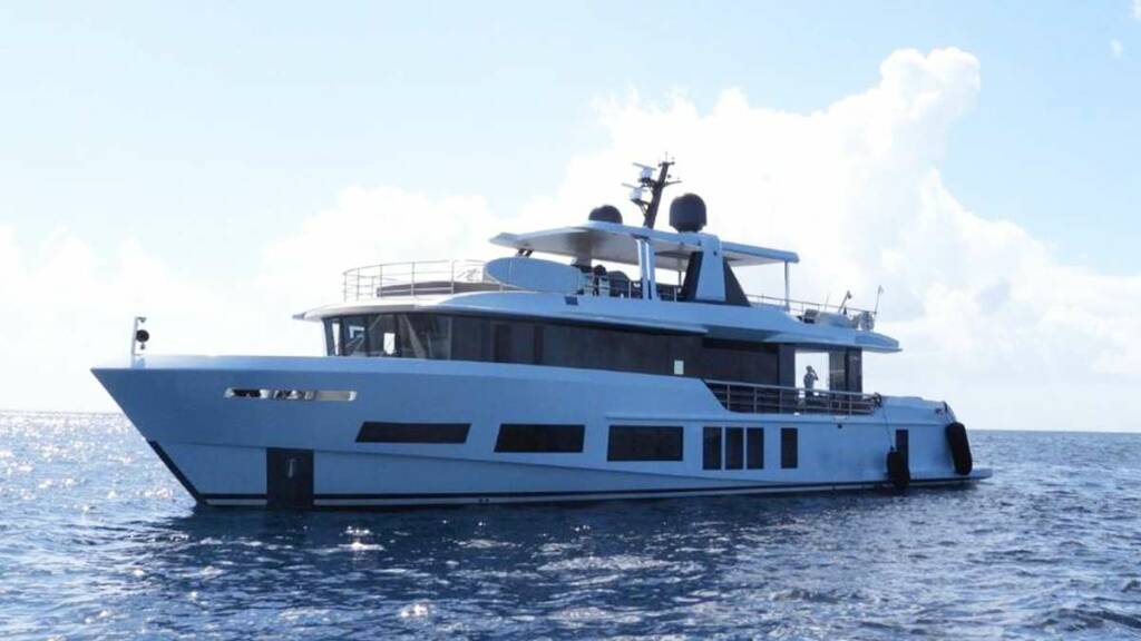 CYRA Luxusný katamarán