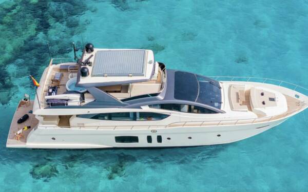 BISCAYNE Catamarán de lujo