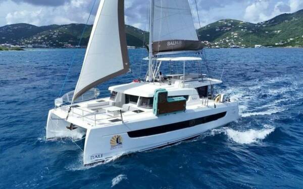 MERRY-TIME Luxusný katamarán