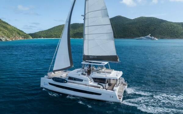 UMIKO Luxusný katamarán