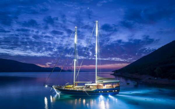 GOZDEM THE ONE Luxusná motorová loď