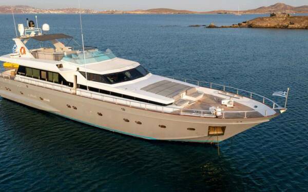 SHIVA Luxury catamaran