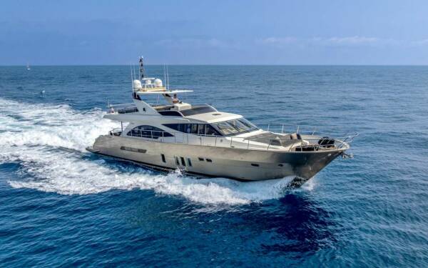 Armonee Luxury catamaran