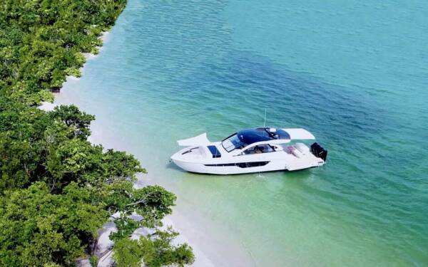 INTERLUDE Luxusný katamarán