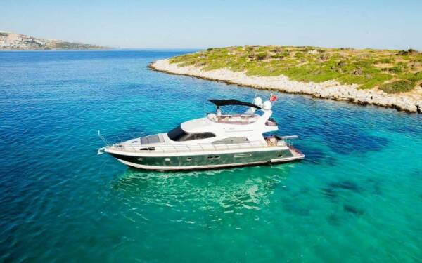 ZEUS Luxury catamaran