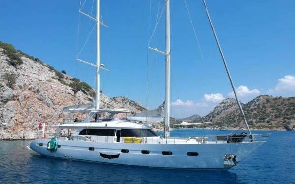 ANGELO III Yate de lujo de vela