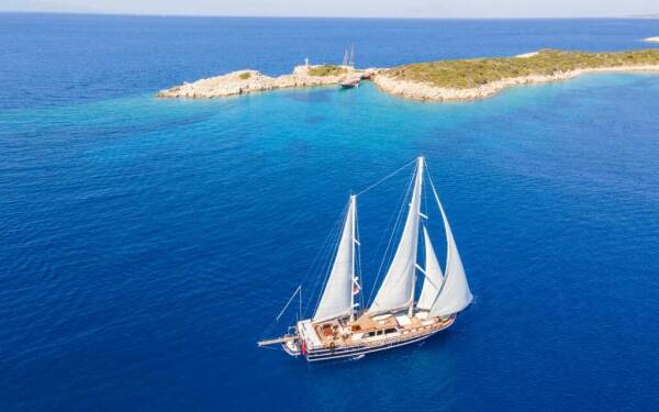 DEA DEL MARE Luxus-Motoryacht