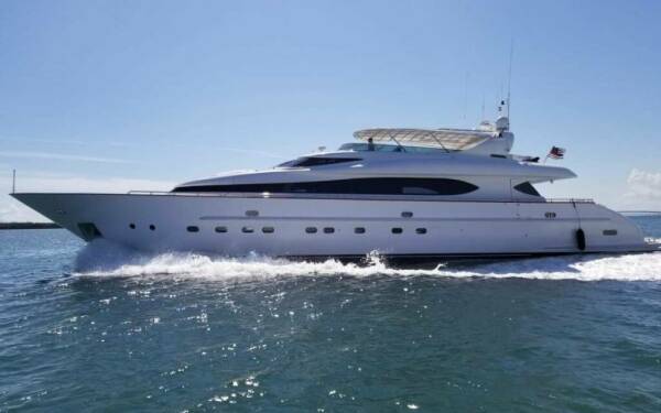 103' Custom Build Catamarán de lujo