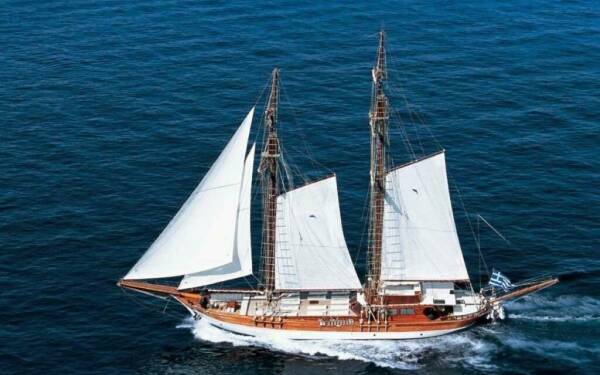 MATINA Yate de lujo a motor