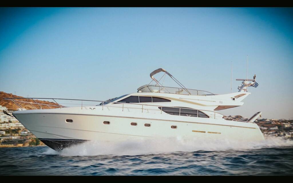 SECRET Luksusowy katamaran