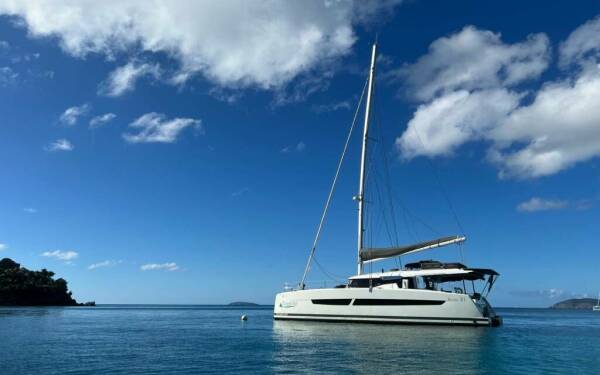 BOUNTIFUL Luksusowy katamaran