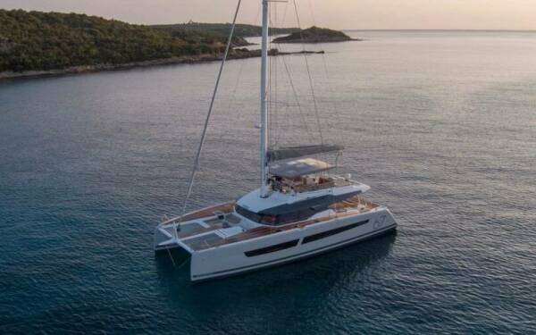 BLUESATION Catamarano di lusso