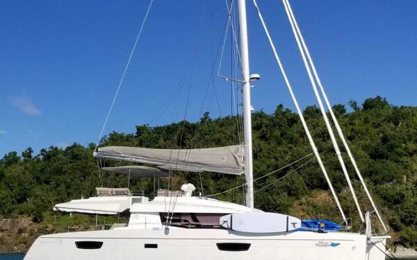 BLUE PEPPER Catamarano di lusso