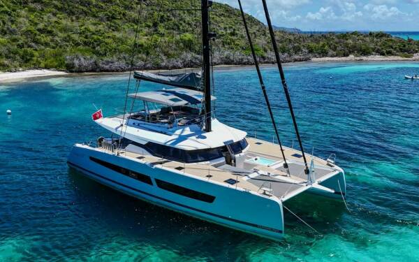 Semper Fidelis Catamarano di lusso