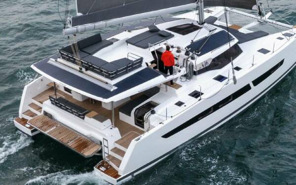 LE GRAND BOGAVANT Luksusowy katamaran