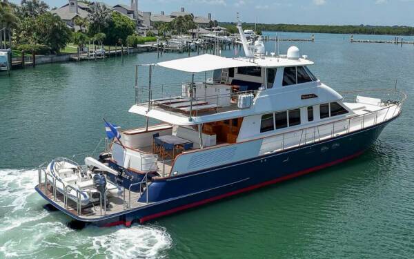 MAGIC TUTCH Catamarano di lusso