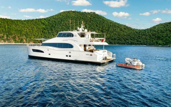 SEAGLASS 74 Catamarán de lujo