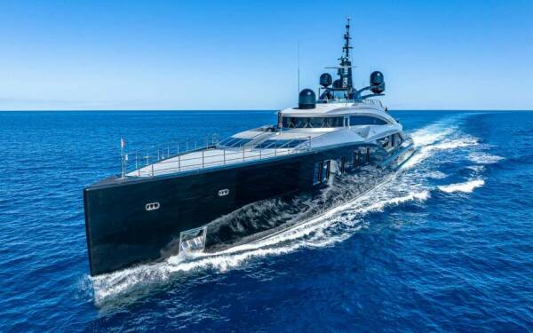 OKTO Luksusowy katamaran