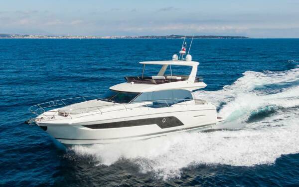 Esperanza Luxusný katamarán