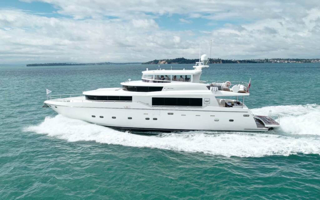 WW Luxusný katamarán