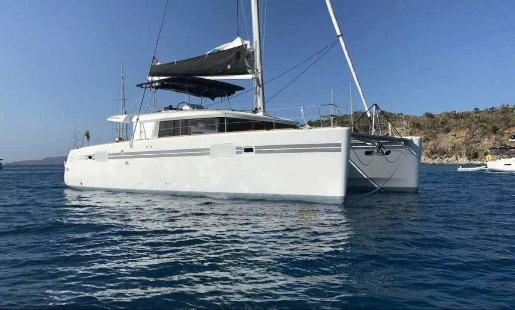 SOMEWHERE Luxus - Katamaran