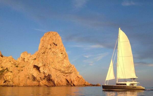 KASKAZI FOUR Luxusný katamarán