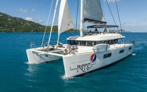RIPPLE Luxusný katamarán