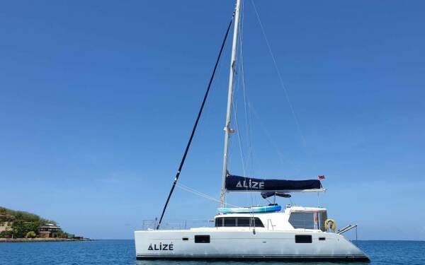 ALIZÉ Luxury catamaran