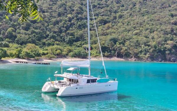 MISS SUMMER Luxury catamaran