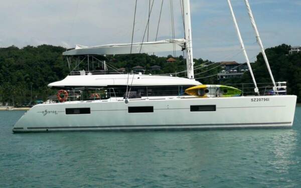 Six Degrees Luxusný katamarán