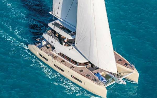 REVE BLEU Catamarán de lujo