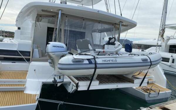 Dreamers Luxury catamaran