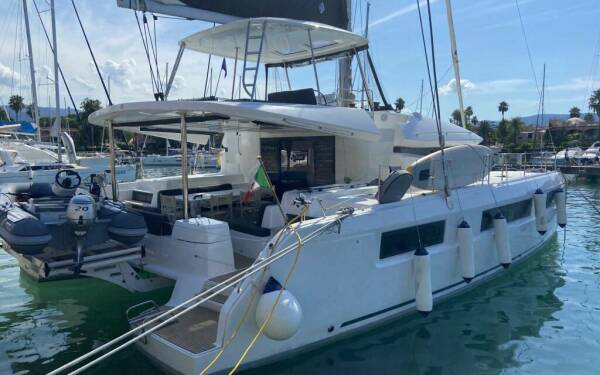 Coraline Luxury catamaran