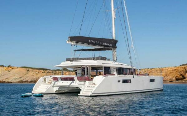 KING OF DIAMONDS Luxury catamaran