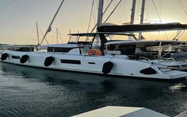 BOB Catamarano di lusso