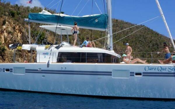 Claro Que Sea Luxury catamaran