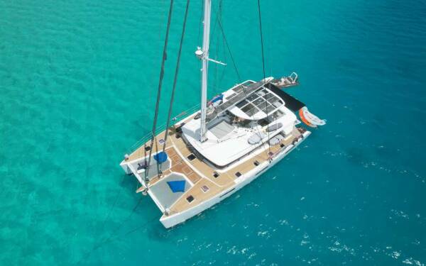 ZEN QUEST Luxusný katamarán