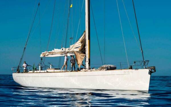 Logica Luxusná plachetnica