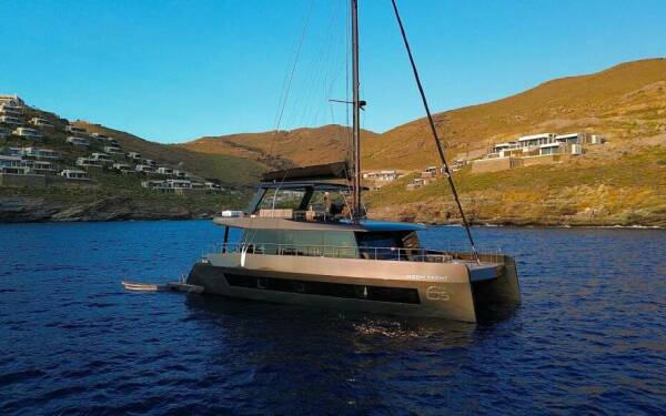 Honeymoon Luxusný katamarán