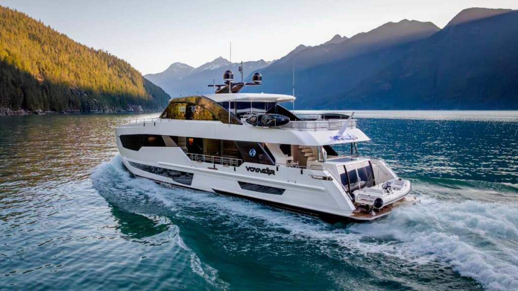 VOYAGER Luksusowy katamaran