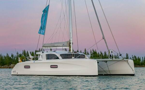 Falmari Luxury catamaran