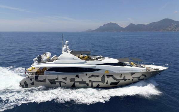 Quantum Catamarán de lujo