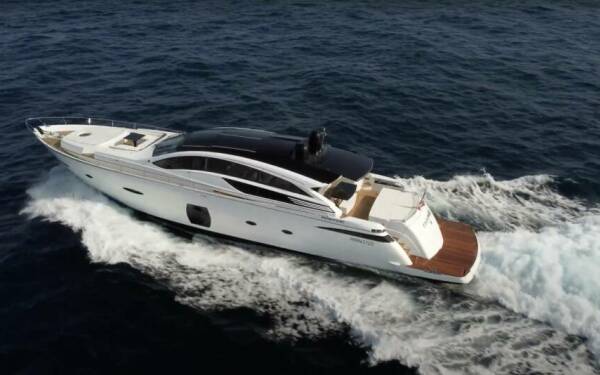 Thyke II Catamarán de lujo