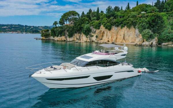 FAR & AWAY Luxus - Katamaran