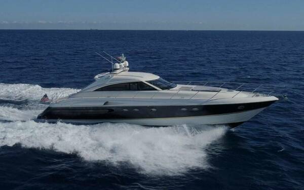 DEVONIA Catamarán de lujo