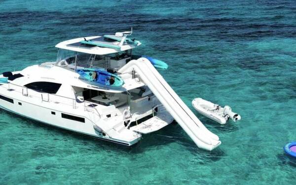 SOUTHERN SKY Luxury catamaran