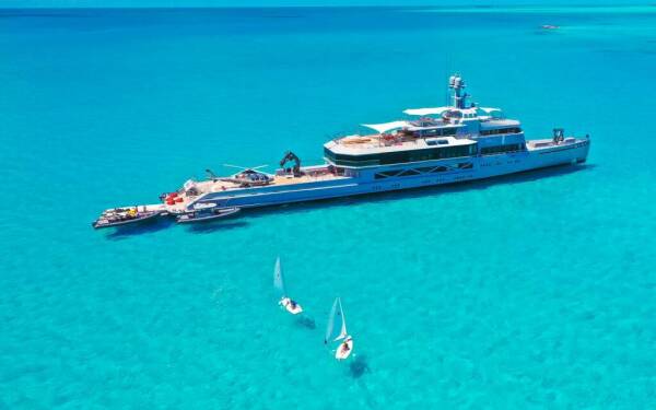 BOLD Luksusowy katamaran